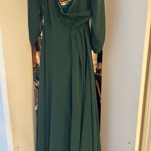 Elegant Green Evening Gown